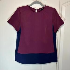 Banana Republic Factory Business Casual Top‎ in Beet Root Womens Size: Small